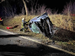 Schwerer Unfall bei  Hevensen: Feuerwehr im blitzschnellen Einsatz vor Ort! 