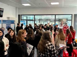 46.Berufsinfo Markt 2026: Hammerhart und herzlich - 110 Aussteller zeigen beste Karrierechancen