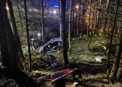 Verkehrsunfall mit eingeklemmten Personen: Starker Einsatz der Feuerwehren Hohegeiß und Braunlage